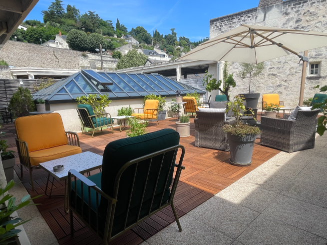 patio terrasse hotel de france chinon